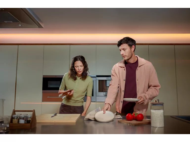 EAN 8721103088314 - Philips Hue 929004276602 cinta luminosa Regleta luminosa universal LED 48 W 3000 mm imagen 6