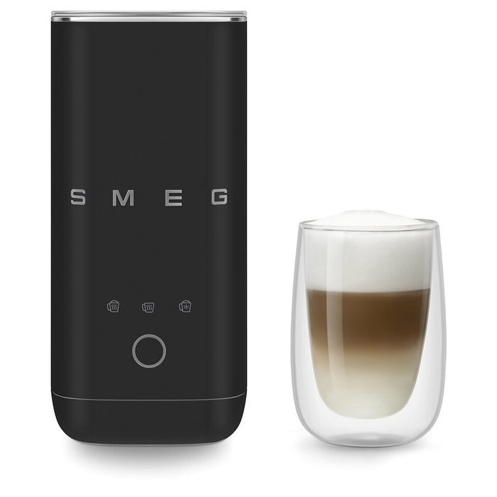 EAN 8017709361907 - Smeg MFF02BLMEU espumador o calentador de leche Calentador/espumador de leche automático Negro imagen 10