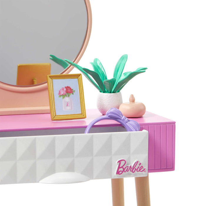EAN 0194735095056 - Barbie HJV35 muñeca imagen 3
