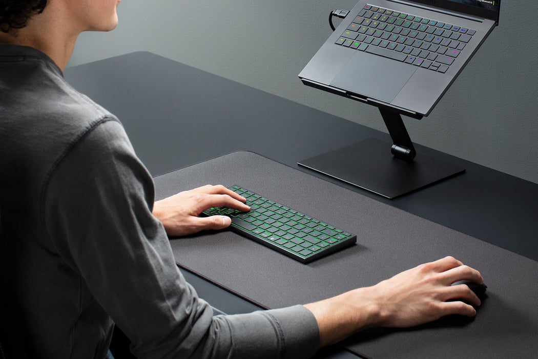 EAN 8887910074299 - Razer RZ03-02360400-R3F1 teclado Juego USB QWERTY Francés Negro imagen 3