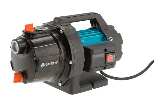 EAN 4078500056717 - Gardena 9014-47 bomba de agua 800 W 4,1 bar 3700 l/h imagen 1