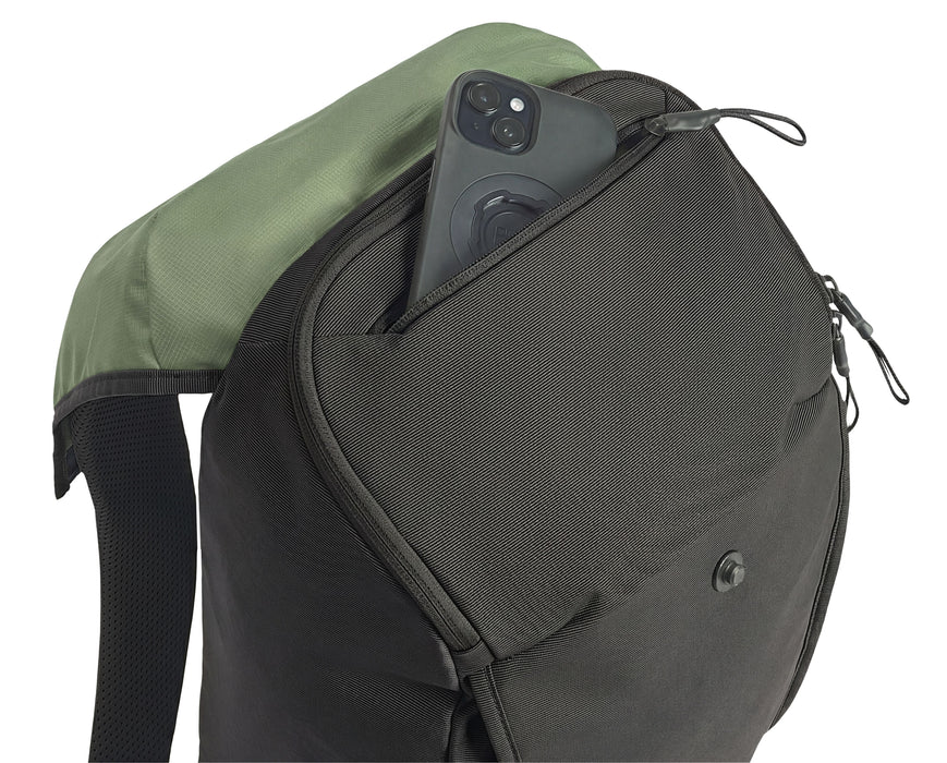 EAN 0085854262163 - Thule Paramount mochila Mochila informal Negro imagen 7
