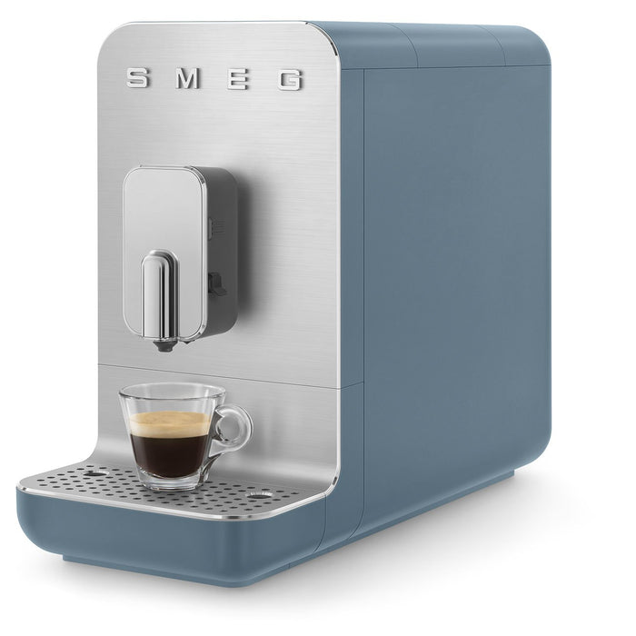 EAN 8017709354671 - Smeg BCC13SBMEU cafetera eléctrica Totalmente automática Máquina espresso 1,4 L imagen 10