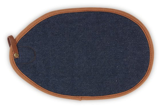 EAN 0630870261029 - Le Creuset 05.606.007.00019 manopla y guante para horno Agarrador de cocina 1 pieza(s) Azul Algodón imagen 5