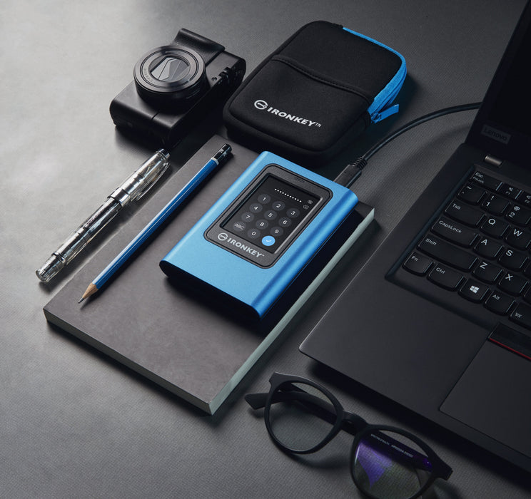 EAN 0740617328424 - Kingston Technology IronKey Vault Privacy 80 1,92 TB USB Tipo C 3.2 Gen 1 (3.1 Gen 1) Azul imagen 13