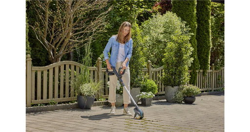 EAN 4066407502772 - Gardena 14820-55 Barredora eléctrica de malezas Batería imagen 2