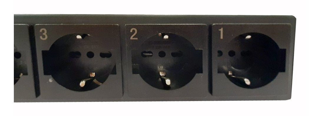 EAN 8059018367829 - Techly I-CASE STRIP-815I unidad de distribución de energía (PDU) 8 salidas AC 1.5U Negro imagen 10