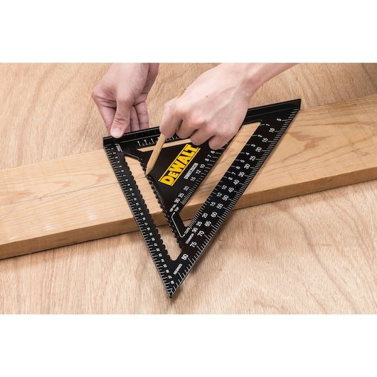 EAN 3253560252281 - DeWALT DWHT25228-0 cirterio 300 mm Aluminio Negro, Amarillo imagen 2