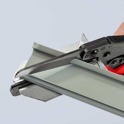 EAN 4003773052128 - Knipex 95 02 21 tijeras de electricista imagen 9