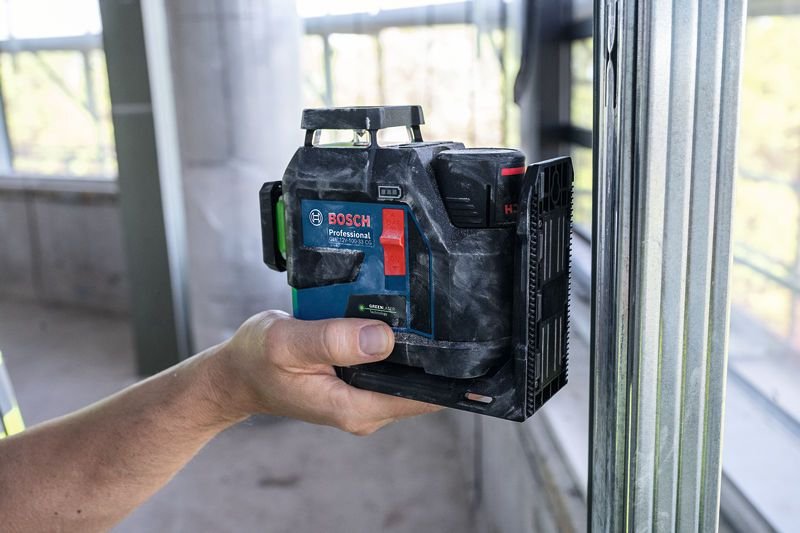 EAN 4053423303285 - Bosch GLL 12V-100-33 CG Nivel de línea 30 m 500-540 nm (< 10mW) imagen 11