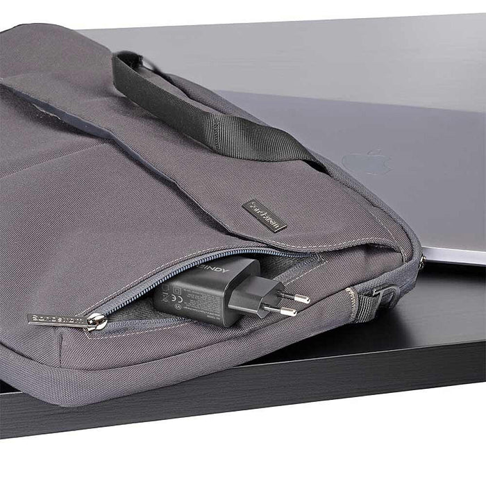 EAN 4002888734387 - Lindy 73438 cargador de dispositivo móvil Universal Negro Corriente alterna Carga rápida Interior imagen 5