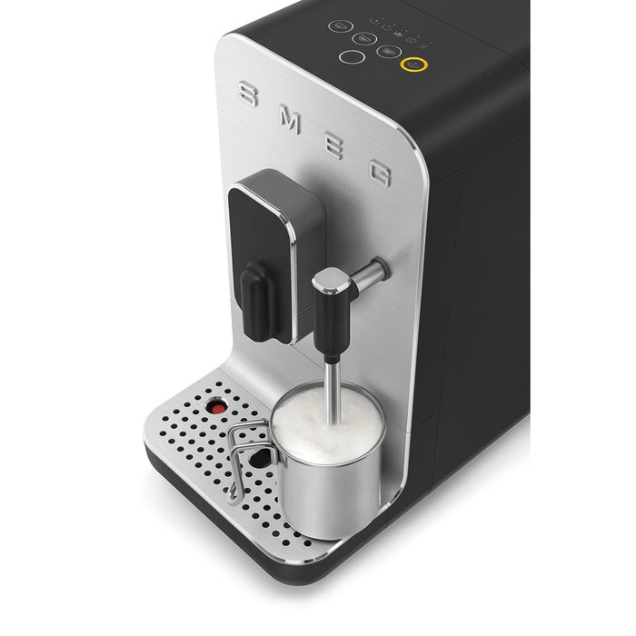 EAN 8017709334857 - Smeg BCC12BLMEU cafetera eléctrica Totalmente automática Máquina espresso 1,4 L imagen 18