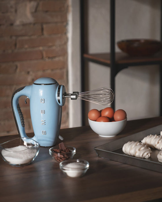 EAN 8017709301842 - Smeg HMF01PBEU batidora Batidora de mano 250 W Azul imagen 12