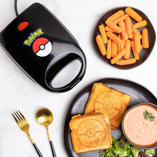 EAN 0840790145624 - Uncanny Brands Pokémon Poké Ball sandwichera Negro, Rojo, Blanco imagen 2