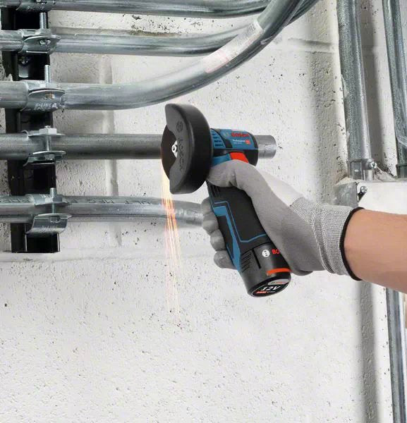 EAN 3165140990219 - Bosch 1 x GBA 12V 2.0Ah + 1 x GBA 12V 4.0Ah + GAL 12V-40 Professional cargador de batería Pilas de uso do imagen 3