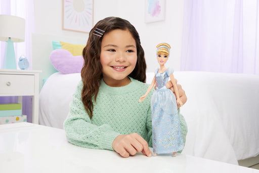 EAN 0194735120253 - Disney Princess HLW06 muñeca imagen 2