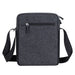 EAN 4260403579176 - Rivacase 8811 27,9 cm (11") Bandolera Negro imagen 6