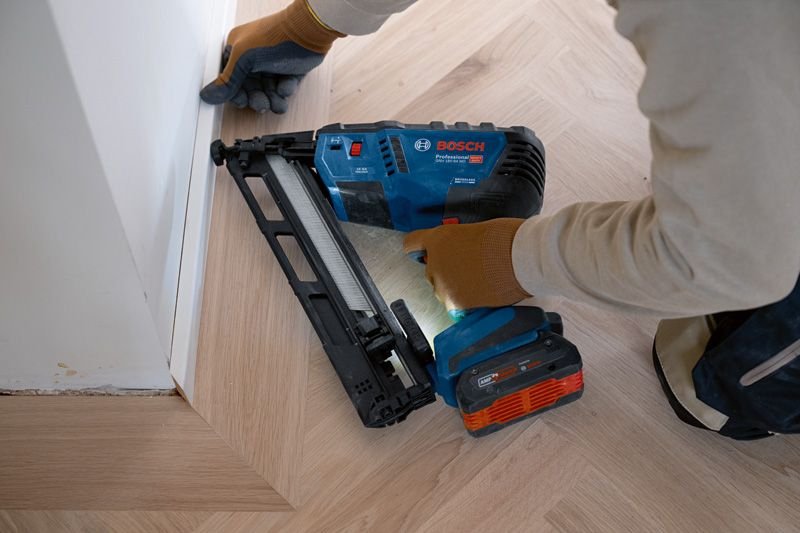 EAN 4053423252606 - Bosch GNH 18V-64 MD Professional Pistola de clavos Batería imagen 3