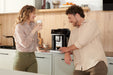 EAN 5906006954376 - Amica CM 7011 Elegance Totalmente automática Máquina espresso 1,8 L imagen 26