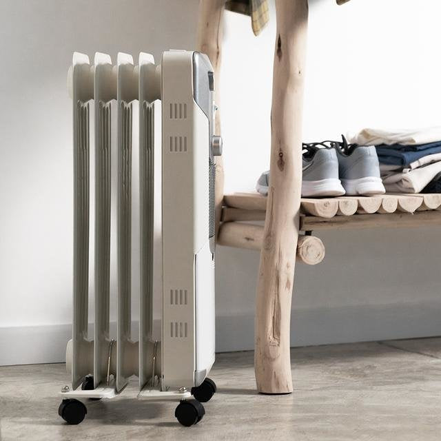 EAN 8435484078009 - Cecotec 07800 calefactor eléctrico Interior Blanco 1000 W Radiador de aceite eléctrico imagen 3
