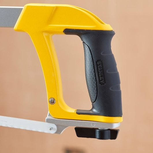 EAN 3253561201103 - Stanley 1-20-110 sierra Sierra de arco 30,5 cm Negro, Acero inoxidable, Amarillo imagen 10