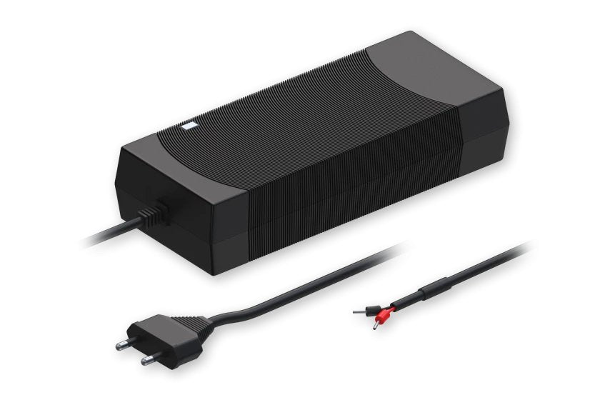 EAN 2000001232224 - Teltonika PR318EUA adaptador e inversor de corriente Interior 130 W Negro imagen 1