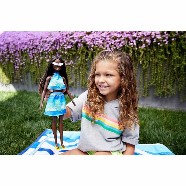 EAN 887961899917 - Barbie Loves the Ocean imagen 2