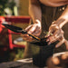EAN 6411501311276 - Fiskars 1057641 pala y paleta Pala de jardín Negro, Marrón imagen 5