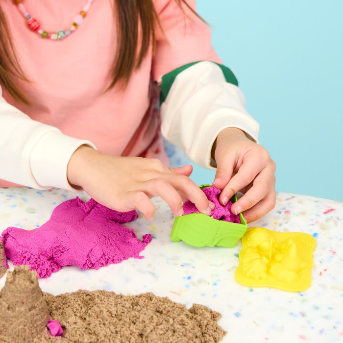 EAN 681147122338 - Kinetic Sand 6076422 compuesto para cerámica y modelaje 1,13 kg Multicolor imagen 9