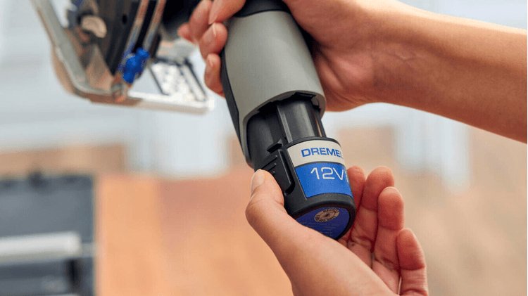 EAN 4053423304190 - Dremel F013CS12JA sierra circular portátil 8,5 cm Gris, Azul, Negro 5000 RPM imagen 4