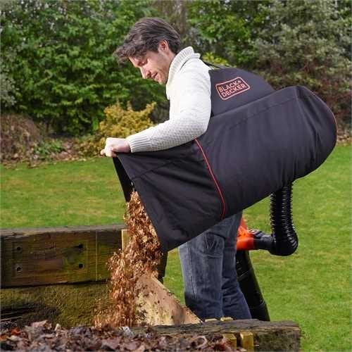 EAN 5035048669136 - Black & Decker GWBP1 Mochila para recogida de hojas Negro, Naranja 72 L imagen 3