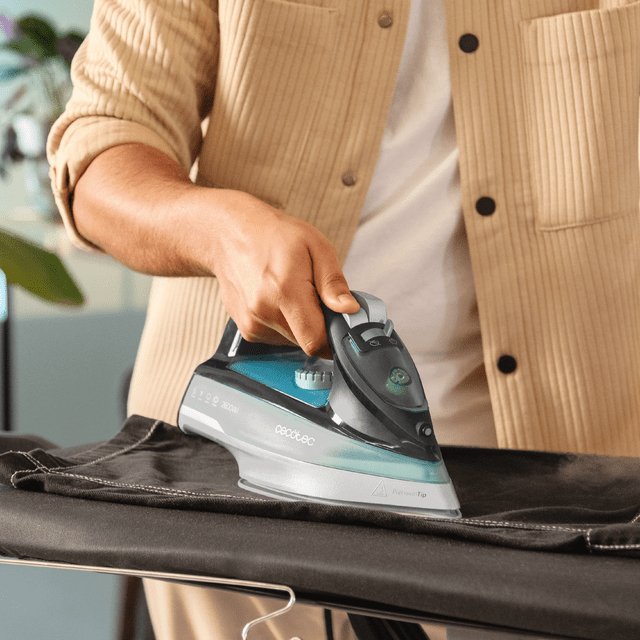 EAN 8435484018678 - Cecotec IronHero 2600 Force Plancha vapor-seco 2600 W Negro, Azul imagen 6