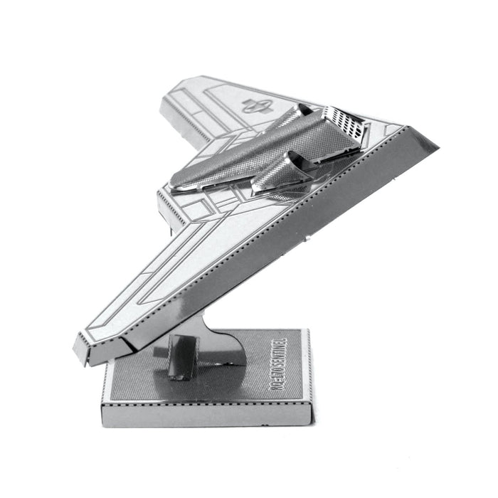 EAN 0032309010268 - Metal Earth RQ-170 Sentinel Maqueta de avión de ala fija Kit de montaje imagen 2