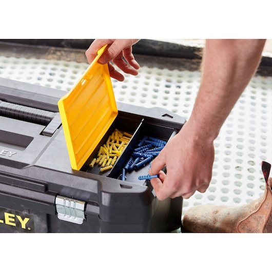 EAN 3253561829765 - Black & Decker STST82976-1 pieza pequeña y caja de herramientas Negro, Amarillo imagen 9