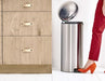 EAN 8710755111822 - Brabantia 111822 papelera 30 L Alrededor Acero inoxidable imagen 2