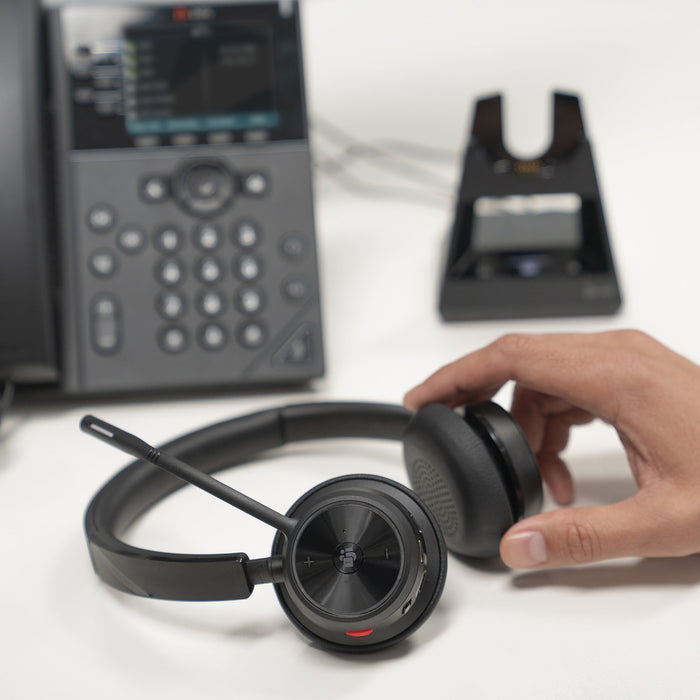 EAN 0197497011081 - HP Poly Voyager 4320-M +USB-A to USB-C Cable +BT700 dongle Auriculares Inalámbrico Diadema Oficina/Centro imagen 3