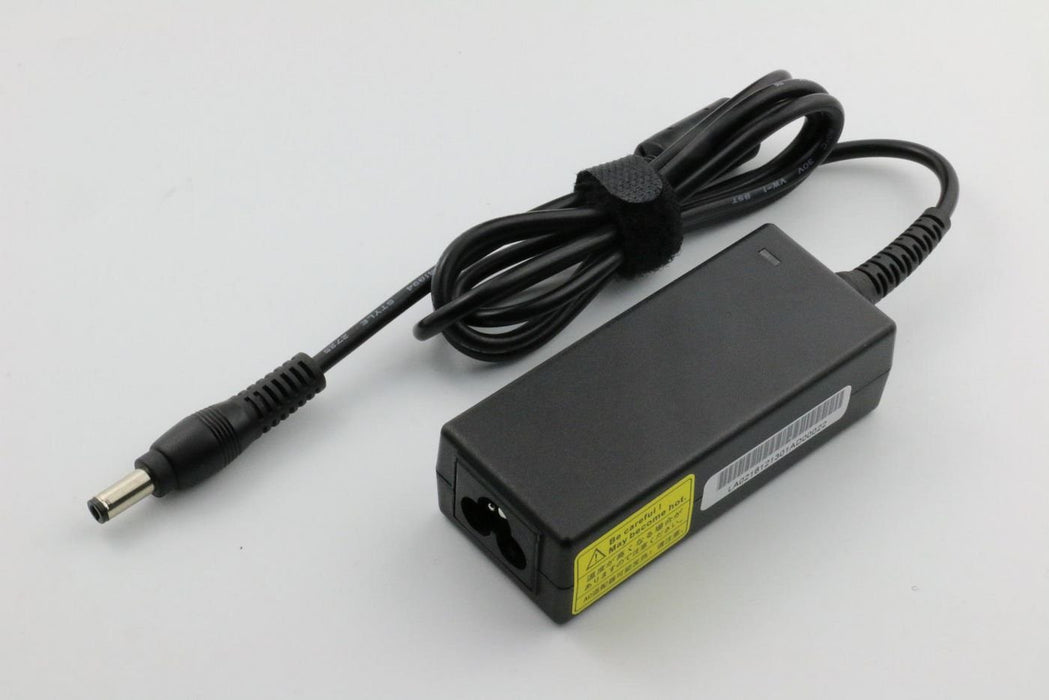 EAN 5704327497103 - CoreParts MBA1226 adaptador e inversor de corriente Interior 36 W Negro imagen 1