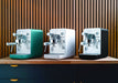 EAN 8017709347017 - Smeg EMC02WHMEU cafetera eléctrica Manual Máquina espresso 1,7 L imagen 35