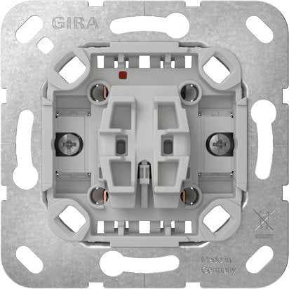 EAN 4010337038931 - GIRA 310600 interruptor eléctrico Interruptor oscilante 1P Cromo, Gris imagen 1