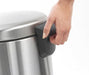 EAN 8710755111822 - Brabantia 111822 papelera 30 L Alrededor Acero inoxidable imagen 10