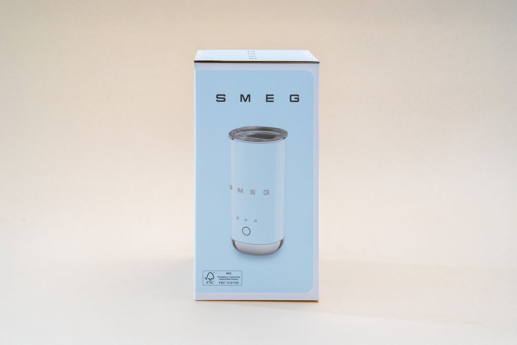 EAN 8017709353124 - Smeg MFF02RDEU espumador o calentador de leche Calentador/espumador de leche automático Rojo imagen 27