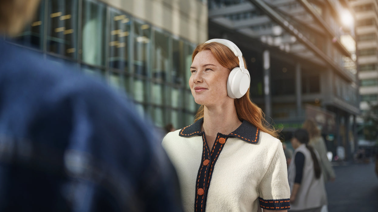 EAN 4895229160903 - Philips TAH8000E Auriculares Inalámbrico Diadema Llamadas/Música USB Tipo C Bluetooth Blanco imagen 10