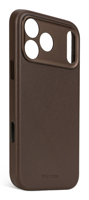 EAN 8721145007113 - Decoded D26IPO17PBC1CN funda para teléfono móvil 16 cm (6.3") Marrón, Chocolate imagen 2