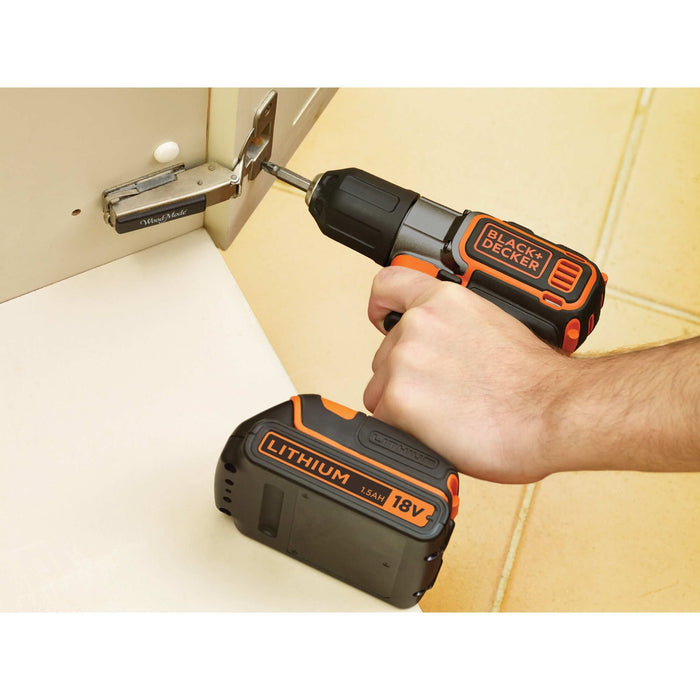 EAN 5035048447536 - Black & Decker ASD18K-QW taladro Sin llave Negro, Naranja imagen 2