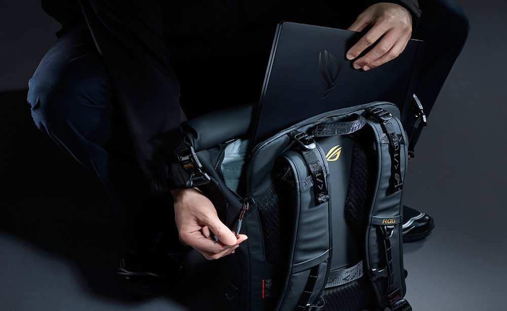 EAN 4711636593908 - ASUS ROG SLASH Backpack Edition 20 mochila Mochila enrollable Negro Poliéster, cuero PU imagen 14