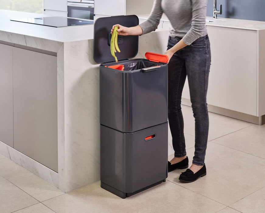 EAN 5028420001037 - Joseph Joseph Totem Max 60 L 2 cesta(s) Grafito, Naranja imagen 2