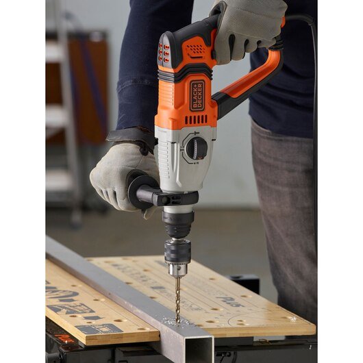 EAN 5035048730485 - Black & Decker BEHS02K-QS taladro 1200 RPM SDS Plus Gris, Naranja imagen 11