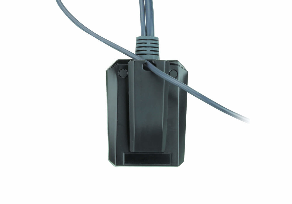 EAN 4719264646751 - ATEN CV211CP-AT interruptor KVM Negro imagen 4