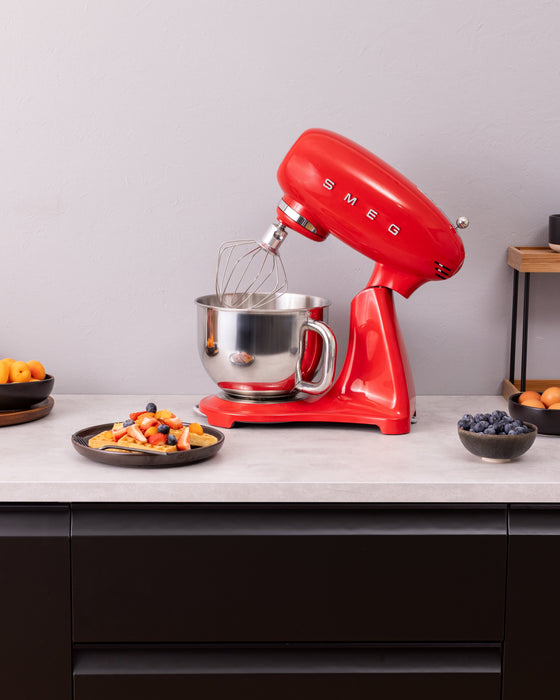 EAN 8017709353766 - Smeg SMF05RDEU batidora Batidora de varillas 1000 W Rojo imagen 16