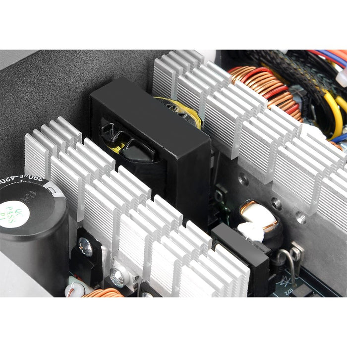 EAN 4711658549358 - Thermaltake TR2 S 650W unidad de fuente de alimentación 20+4 pin ATX ATX Negro imagen 7